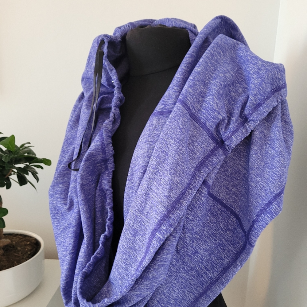Lululemon infinity purple scarf